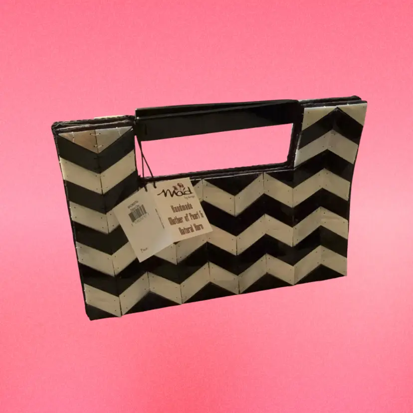 Handmade Mad by Design Mother of Pearl & Horn Purse on Silk, 10”x7”x2.5”, NWT