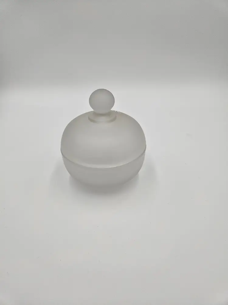 #TR47 Westmoreland Satin Floral Round Lidded Candy Dish