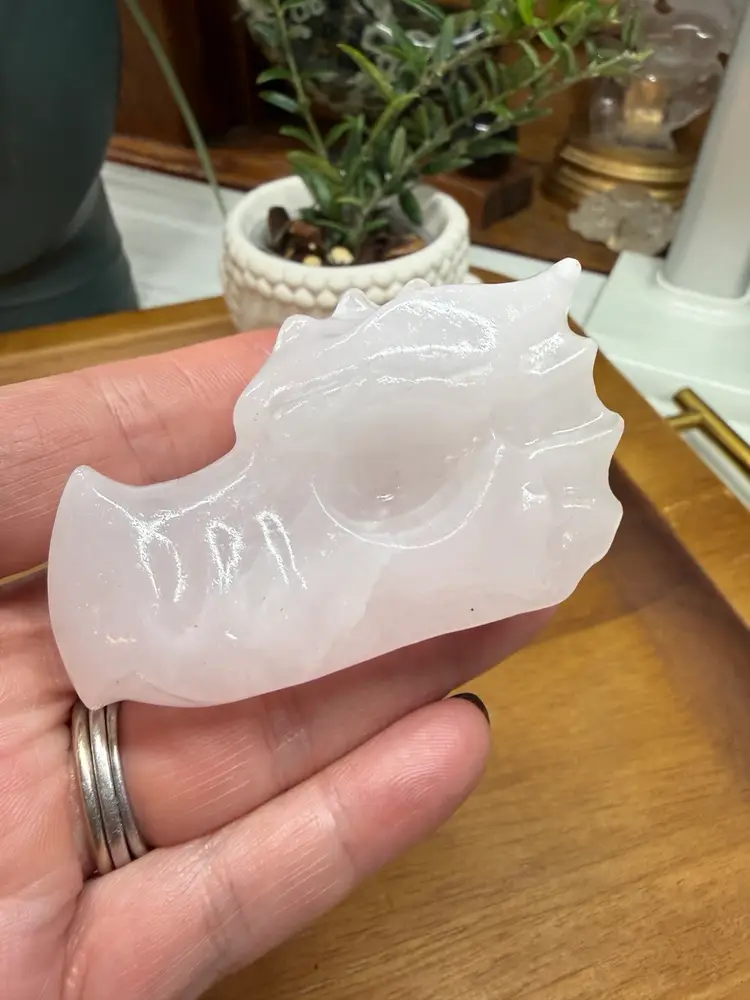 A1 Mangano Calcite Dragon Head (UVs 😍)