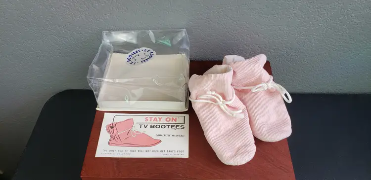 1960s Pink Corduroy Vintage Baby Booties - TV Booties by Patee