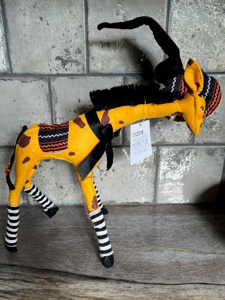 Annalee Dolls Giraffe Witch 12 inch New with Tag Retired 312018