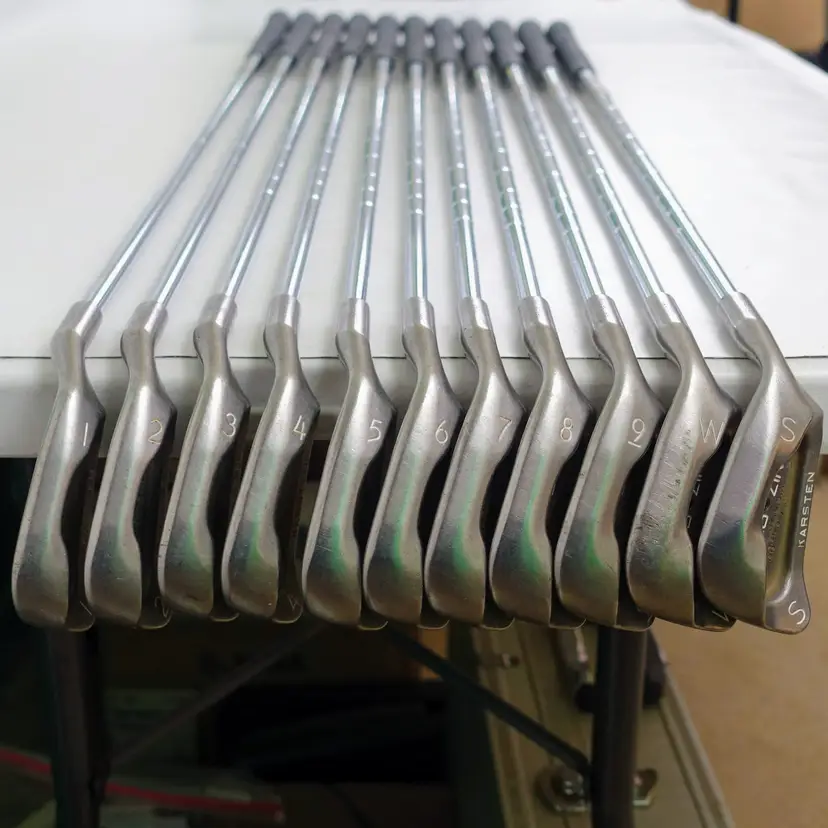 Ping Zing Iron Set 1-9, PW, SW Black Dot KT-M Stiff Steel Shafts Right Hand New Grips