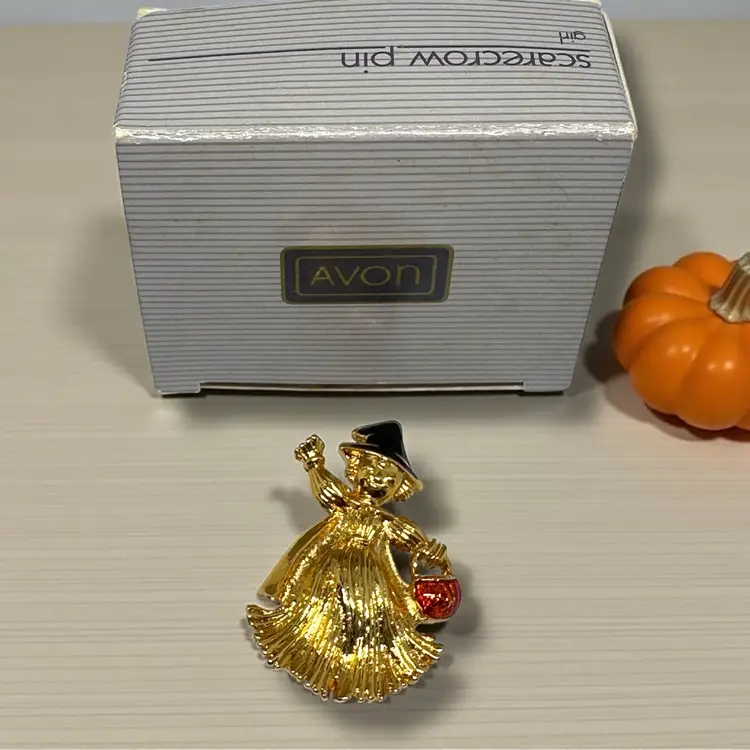 Vintage Avon Halloween Scarecrow Witch Brooch Enamel Pumpkin 90s New In Box CUTE
