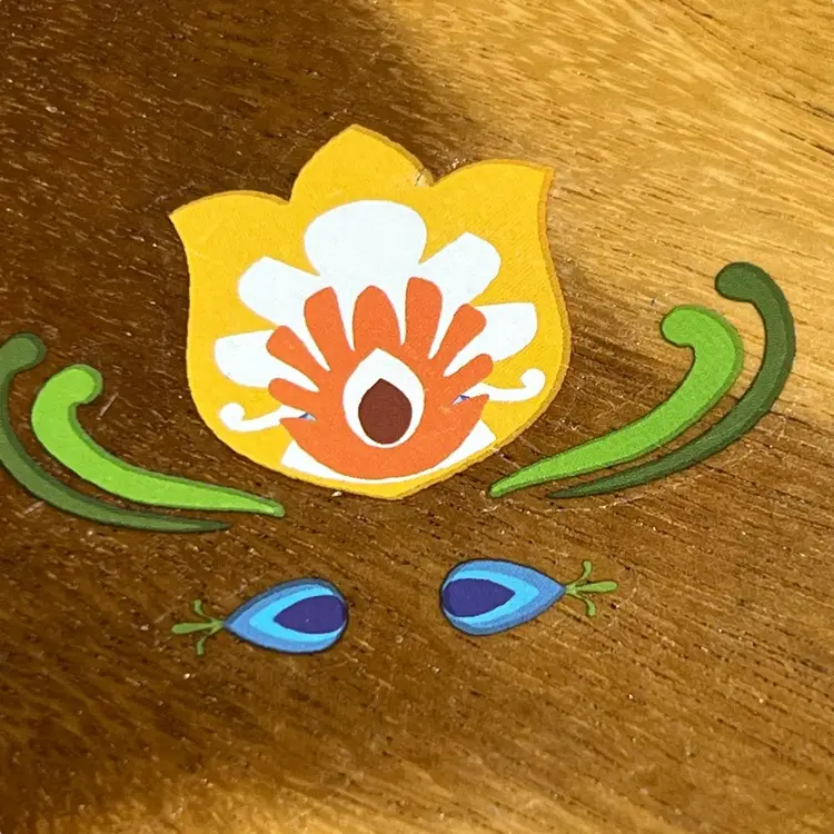 009 Wooden Trinket Bowl Folk-art Tulip 6"