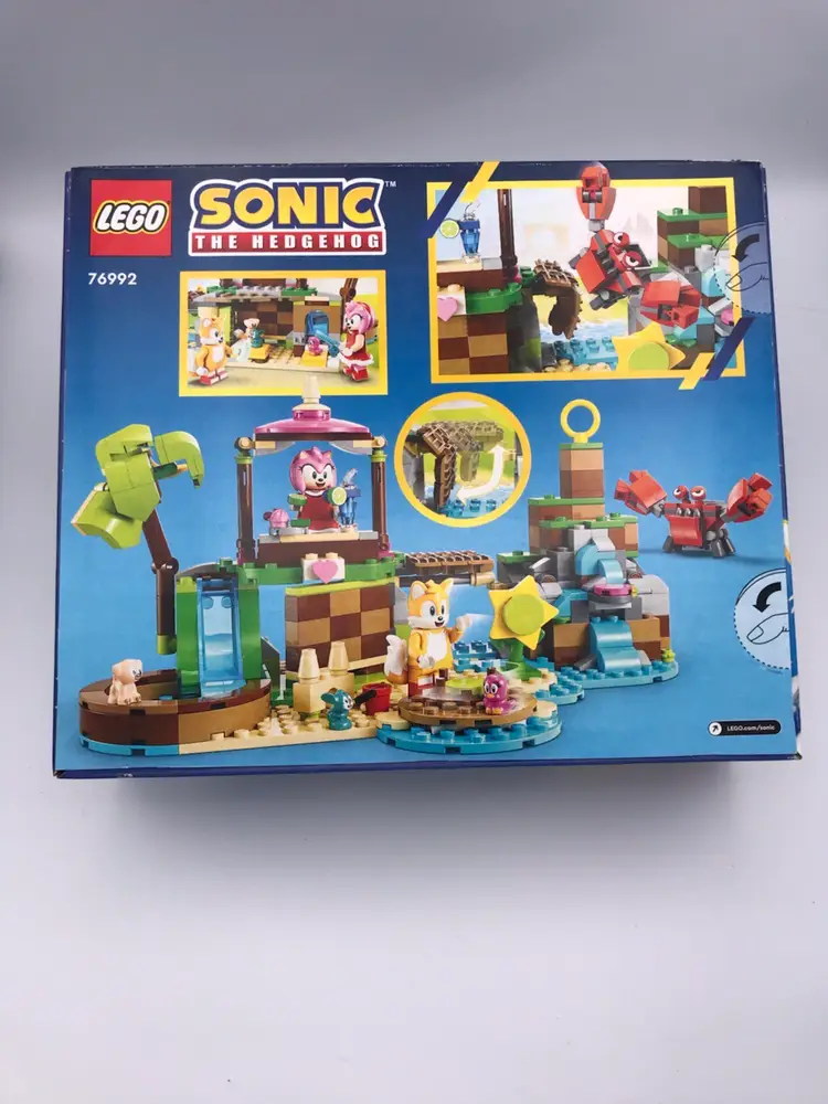 LEGO Sonic 76992 Amy’s Animal Rescue Island. BRAND NEW/SEALED/IN HANDS