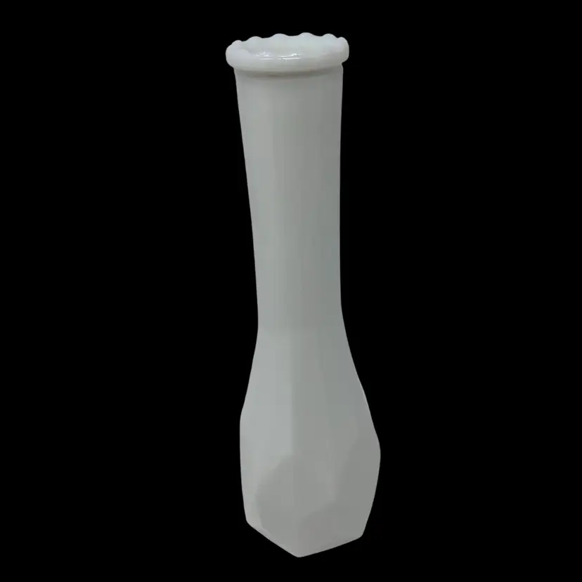 Vintage E.O. Brody Co. Milk Glass Vase! 8 3/4” Tall!