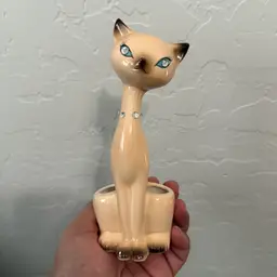 Vintage Japan Siamese Porcelain 7" Surface Chipped Toes