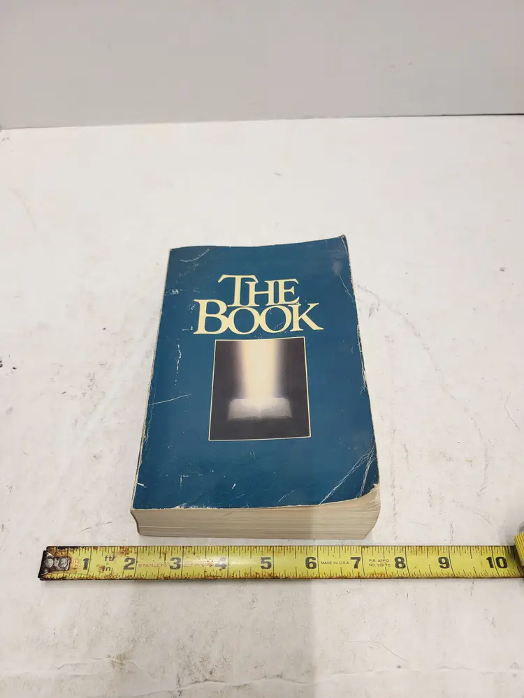 Vintage THE BOOK Bible Tyndale House 1984 Paperback 5th Printing