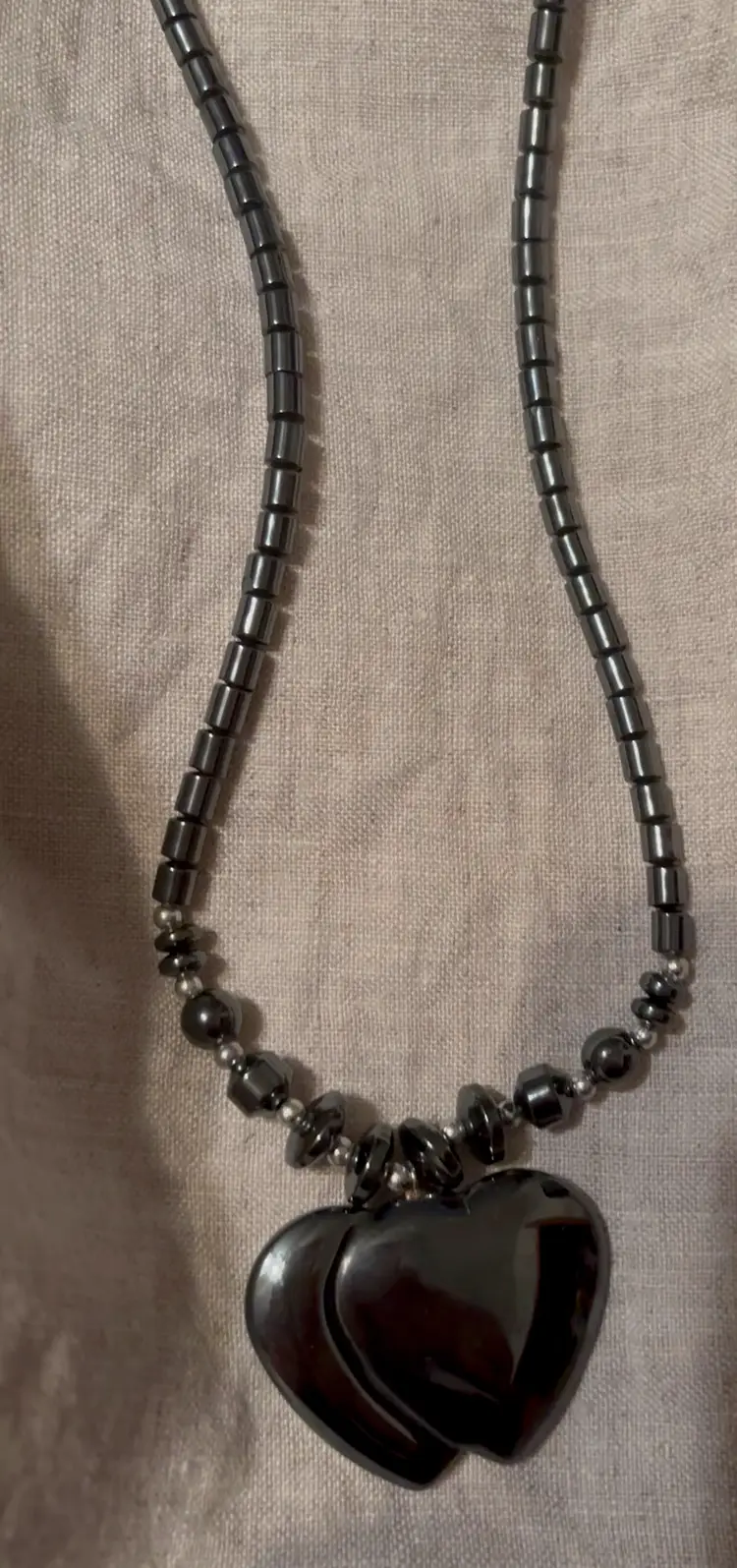 HEMATITE HEART CHOKER NECKLACE