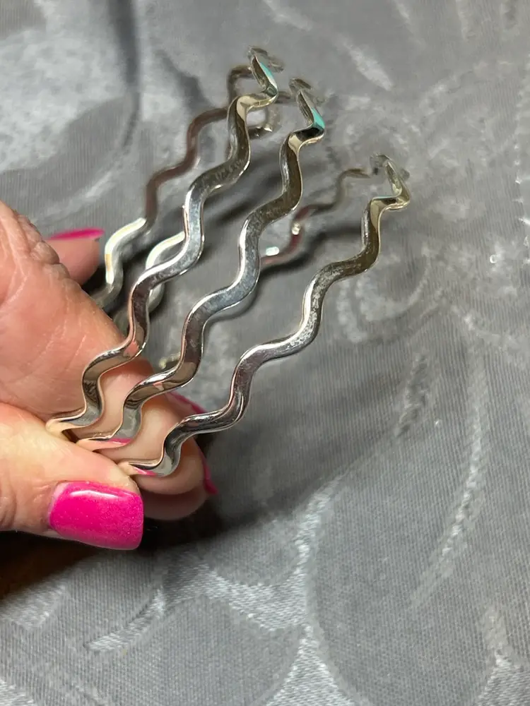 Set of 3 Vintage Sterling Silver Wavy Stackable Bangles – Modernist Ripple Design, 925 Marked, Slip-On Bracelets, 27g Total Weight 2 1/2 Inch