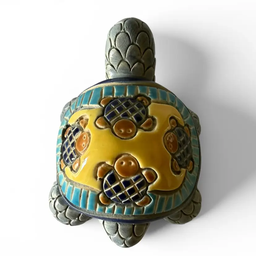 Riconada Artesania 3” Turtle Figurine