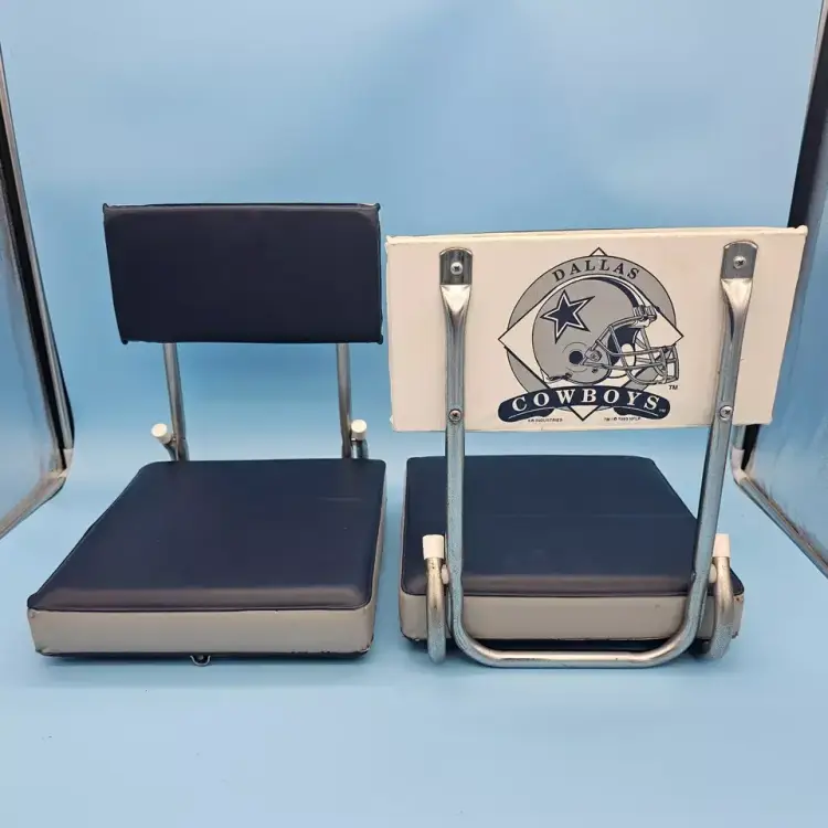 Vintage 1993 NFL Dallas Cowboys Folding Stadium Hardback Foam Seat Cushion Set