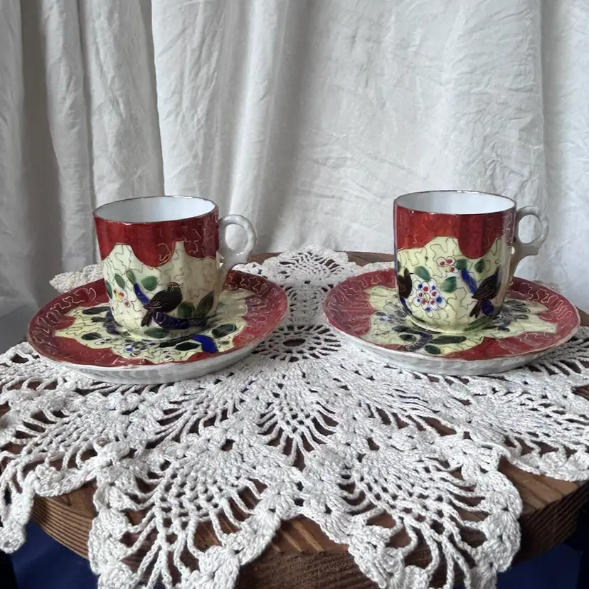 Vintage Imari Style Demitasse Cups And Saucers VGC