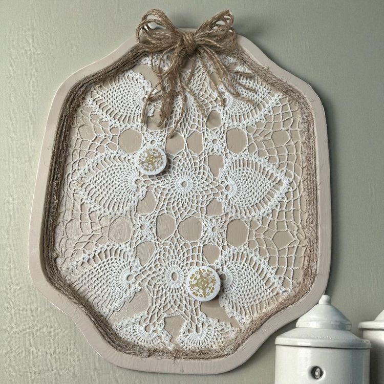 Vintage Lace Doily Magnet Tray With Magnets 13"x 10.75"