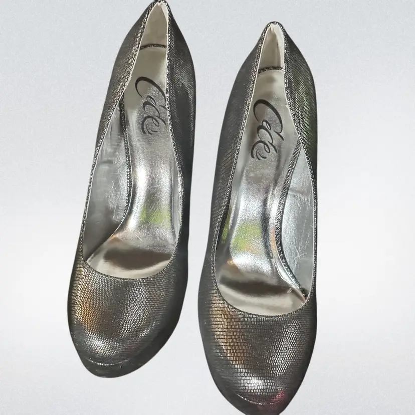 Holiday Sparkling Silver “Cece” High Heal Shoes - Size 10 — 6” Heel 1.25” Platform