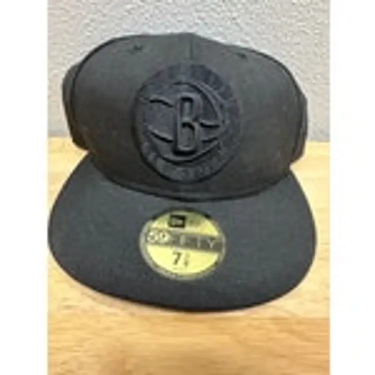 Brooklyn Nets New Era Black on Black Fitted Hat