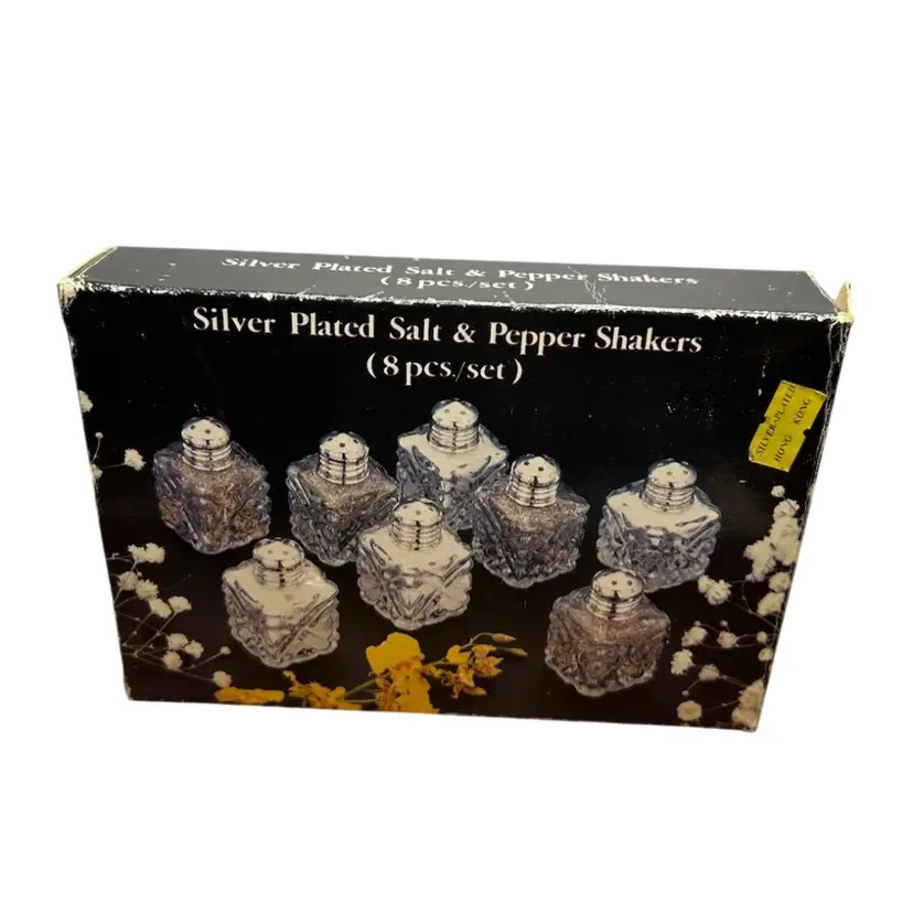 Silver Plated Salt And Pepper Shakers 8 Piece @ 1 3/4 “ Tall Have Been Used Some Wear Made In Hong Kong Boxed 7x5