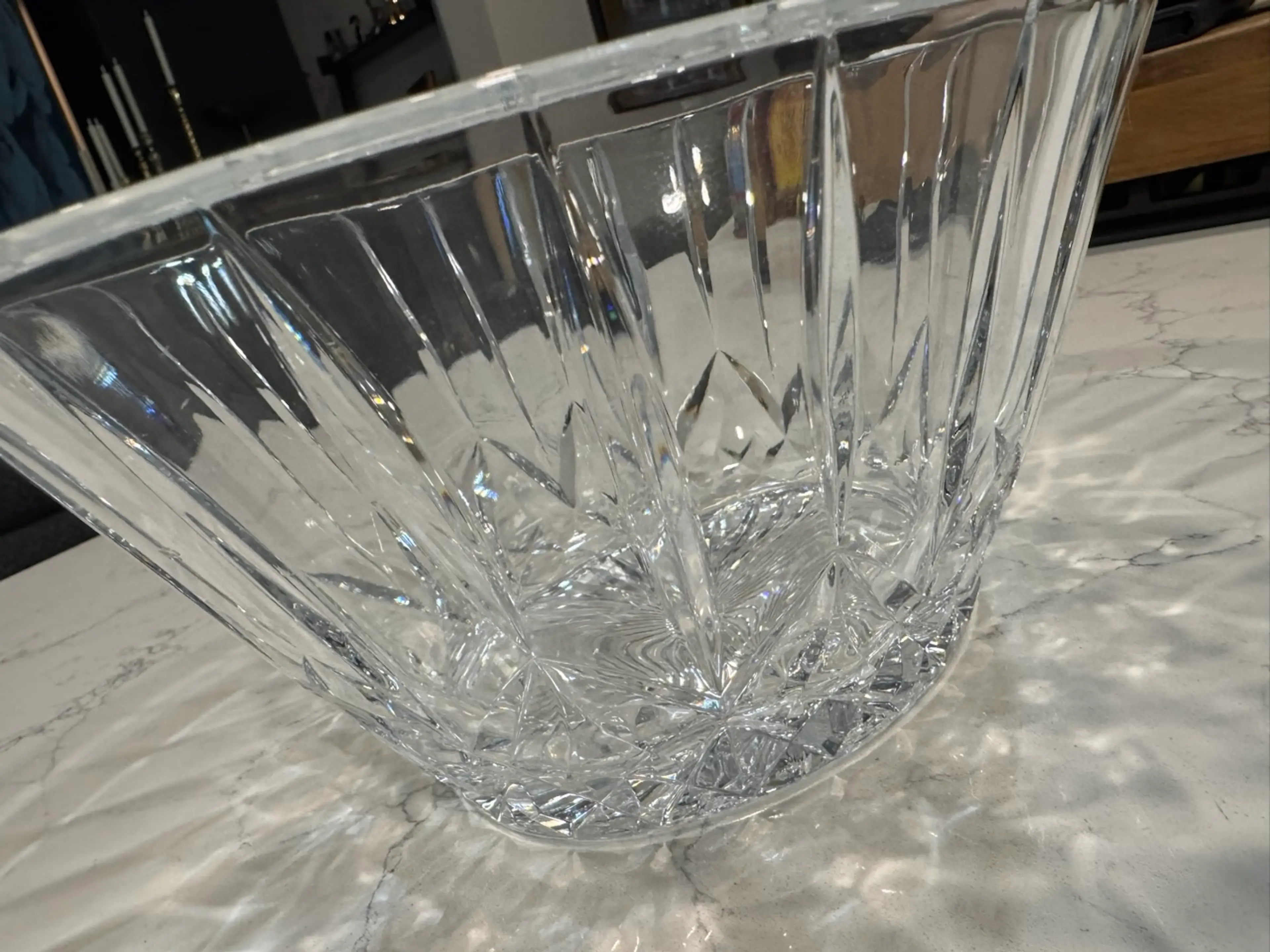 Image 2 of 6