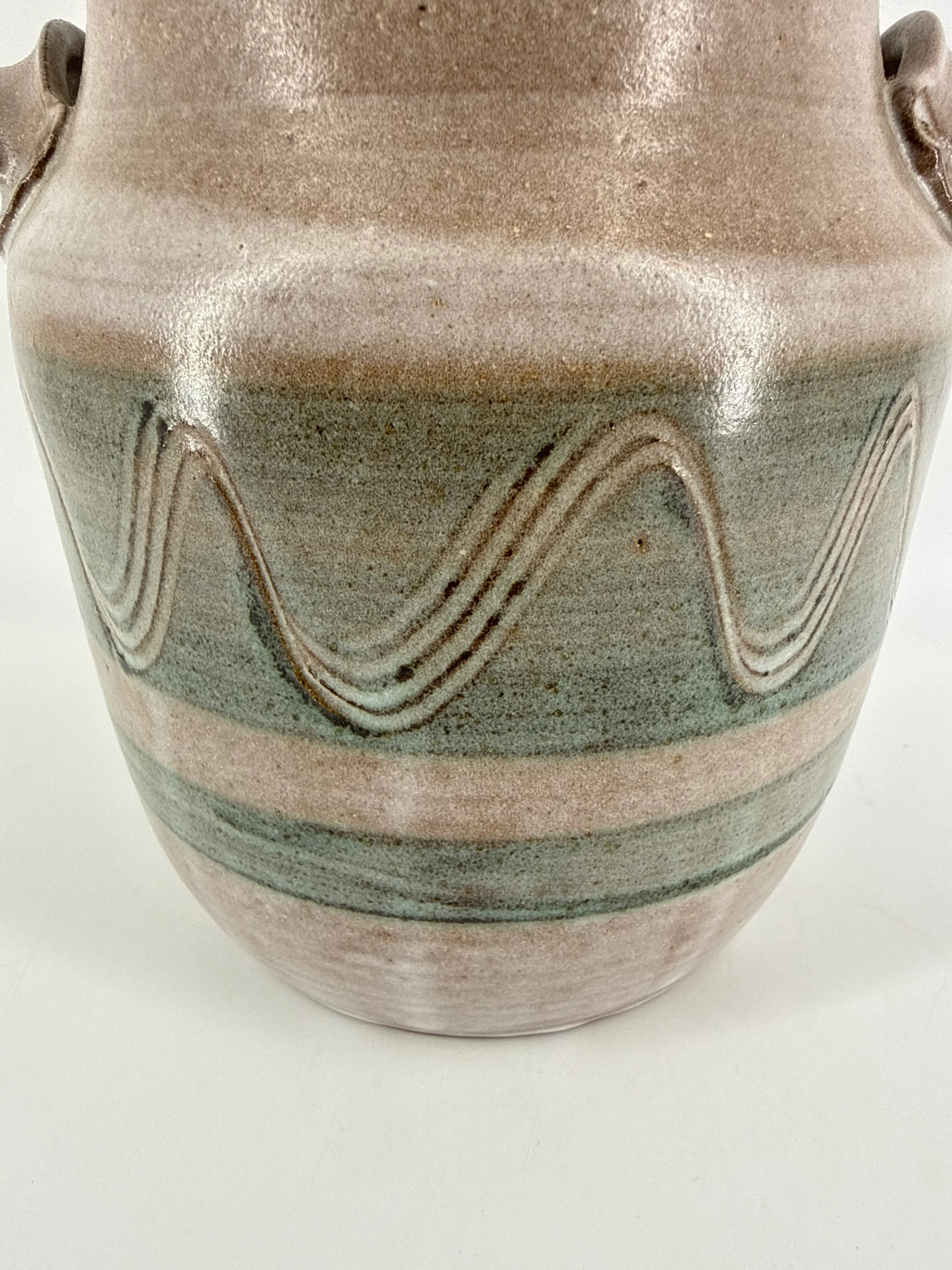 Image 4 of 8