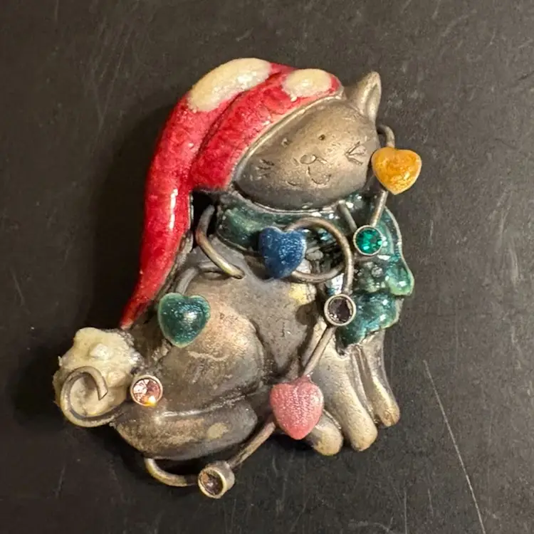 Christmas Kitty with Santa Hat and Lights Brooch