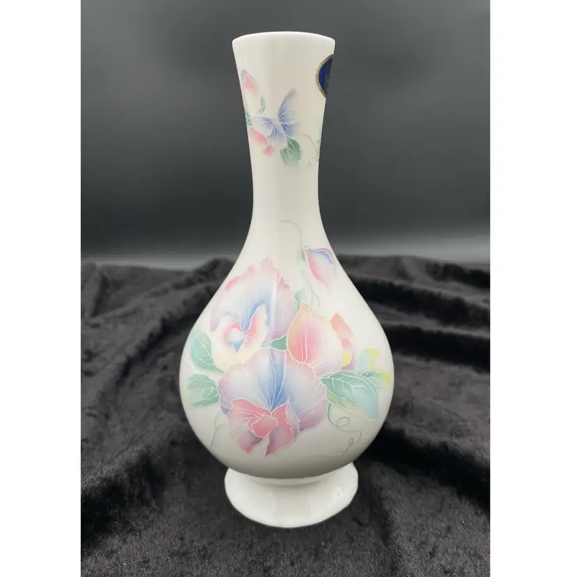 Vintage Aynsley (England) Bone China Globe Bud Vase, "Little Sweetheart", 6.25"