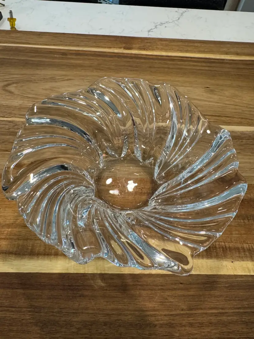 Beautiful Swirled Crystal Bowl
