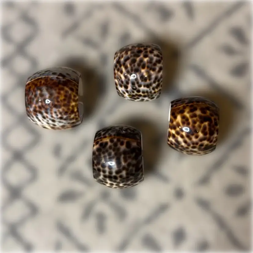 Set of 4 Vintage Napkin Rings Made from Cowrie Shells - Made in the Philippines