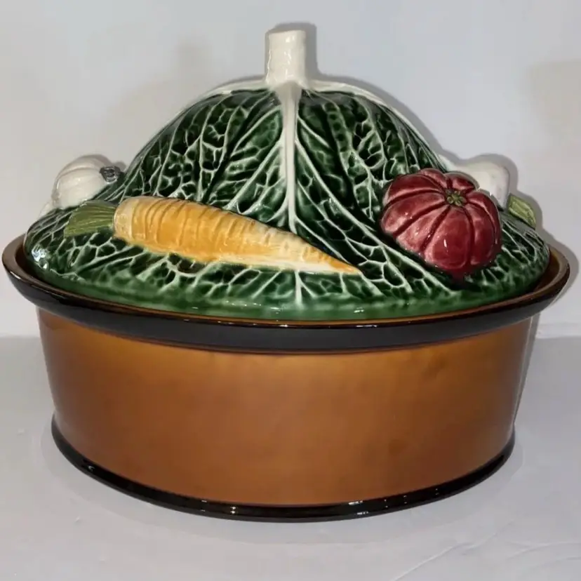 Secla Portugal Ceramic Cabbage Leaf Casserole