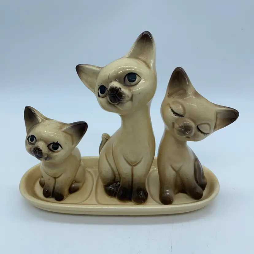 #2002 Japanese ceramic Siamese cat  toothpick holder, salt and pepper shakers with a tray