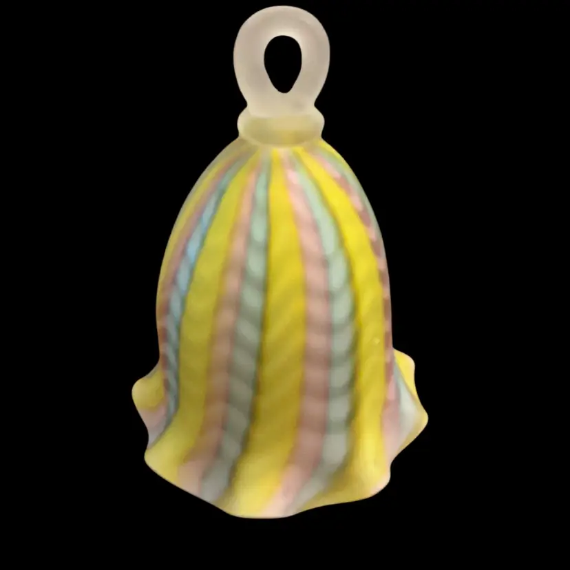 Victorian Rainbow Mop Air Trap Herringbone Bell 5.25” x 4”Glows