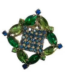 VTG Rhinestone Square Brooch In Green And Blue Rhinestones