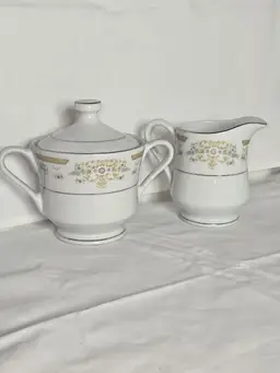 Signature Collection Japan “Coronet 117” Fine China – Sugar Bowl w/ Lid & Creamer Set