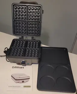 Cuisinart Breakfast Central Waffles Pancake Eggs Flat Plates Excellent Stainless