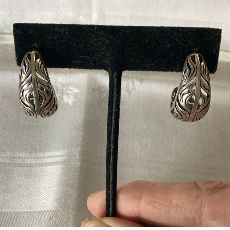 Vintage Sterling Silver Half Moon Filigree Post Earrings 1”