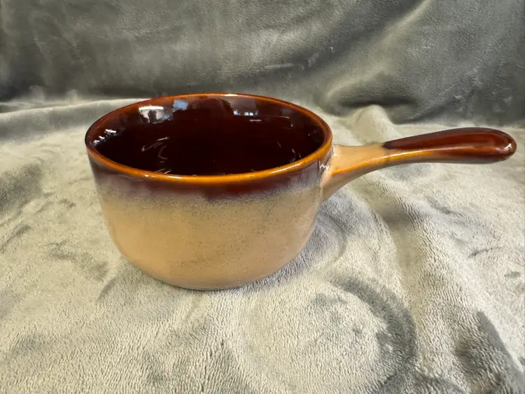 Sango Nova Brown Chili Bean Soup Bowl With Handle Tan EUC # 4933 MCM Stoneware