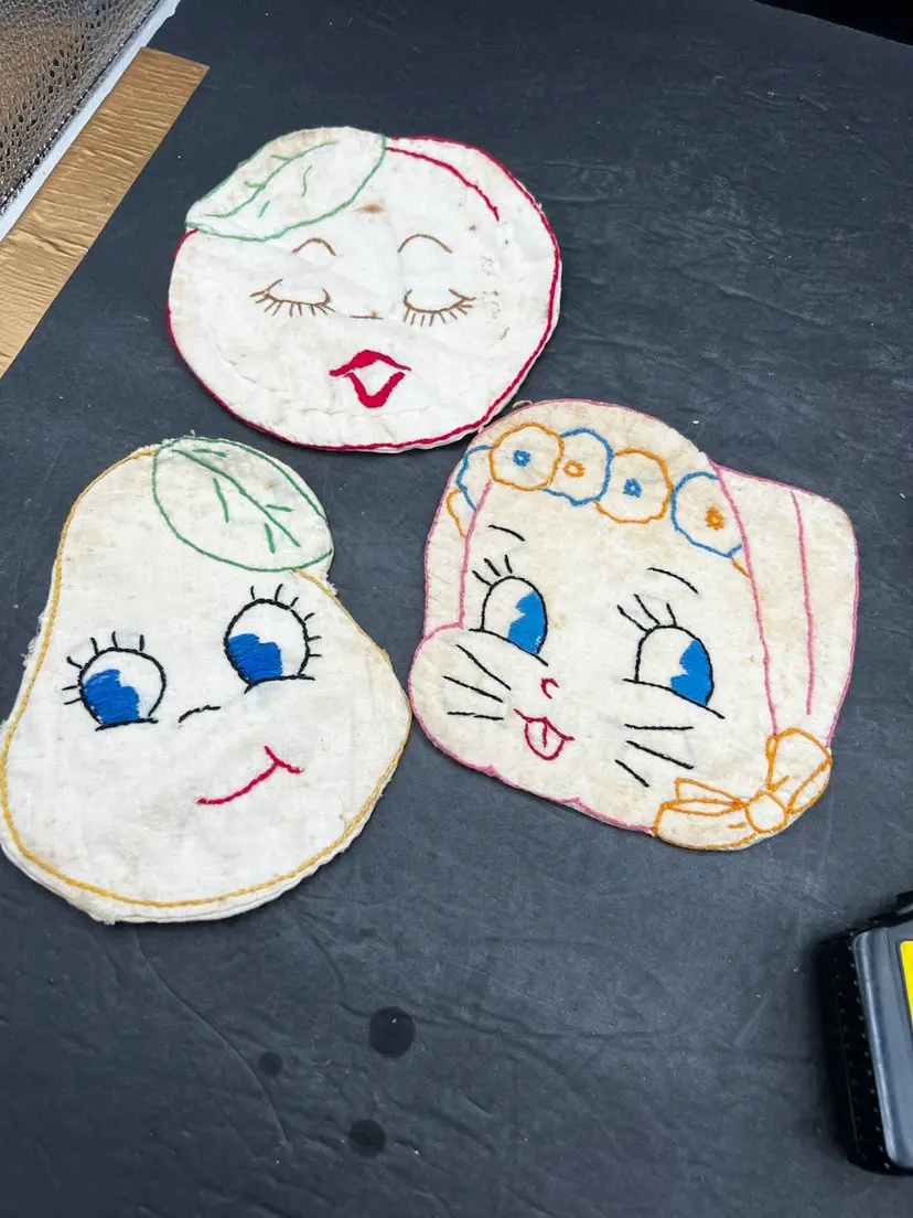 #516B Set of 3 Vintage Handmade Embroidered Potholders -Andromorphic Kitschy Faces.