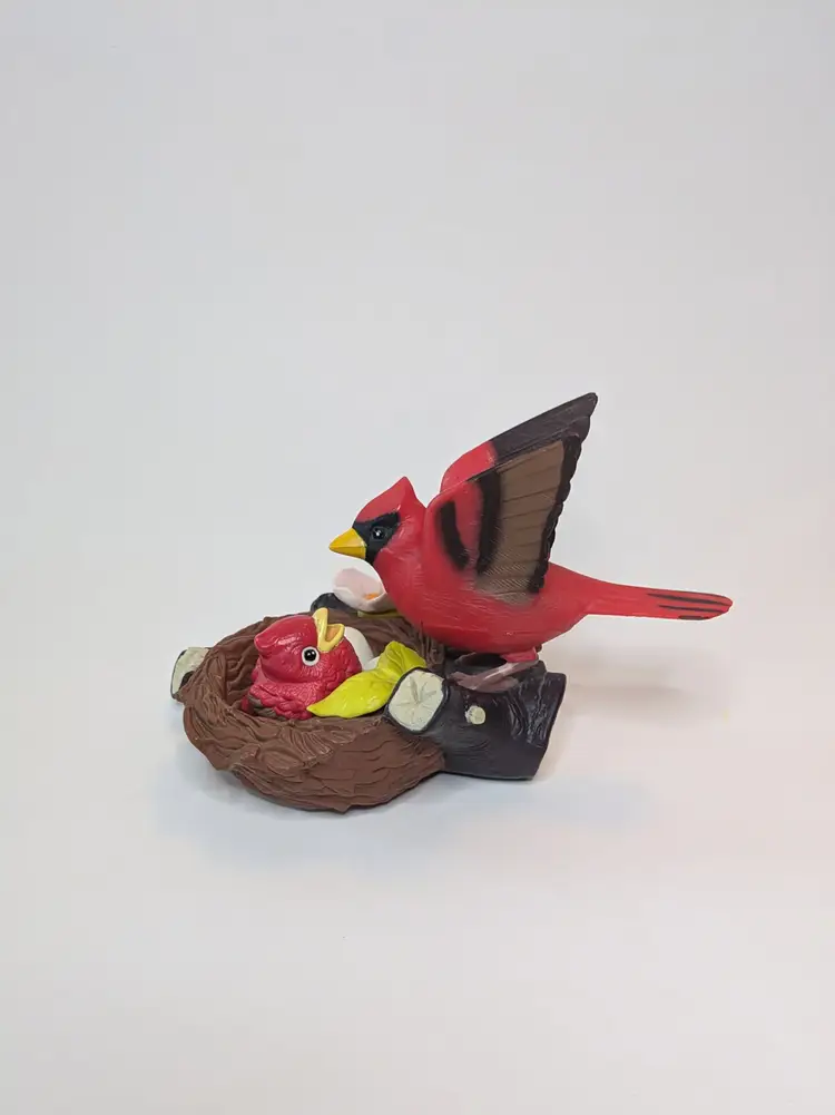Breezy Singer Cardinal Takara 1992 Red Bird w Baby in Nest Chirps Hard to Find