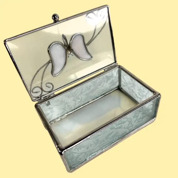 Pink Stained Glass Butterfly 🦋 Jewelry Trinket Silver-tone Glass Box. Frosted, Etched Design on Sides.