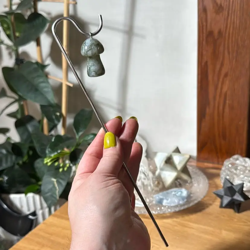 Crystal Mushroom Plant Stake - Moss Agate