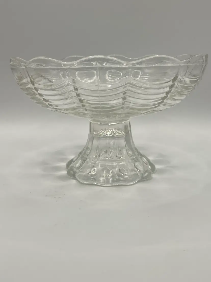 Vtg 5 3/4” Wide Clear Scalloped Compote