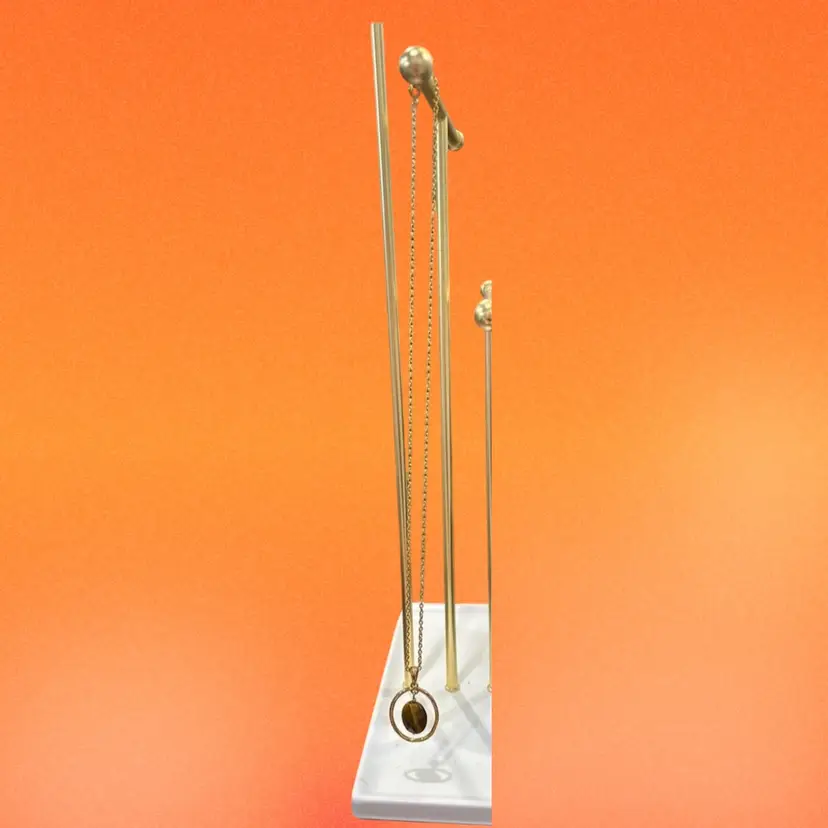 Vintage 1970s Tiger’s Eye Pendant Necklace – Gold Tone Circle Frame, 26” Chain