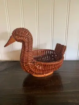 Vintage Woven Wicker Small Duck Basket 4.5 x 6 x 3 1/4