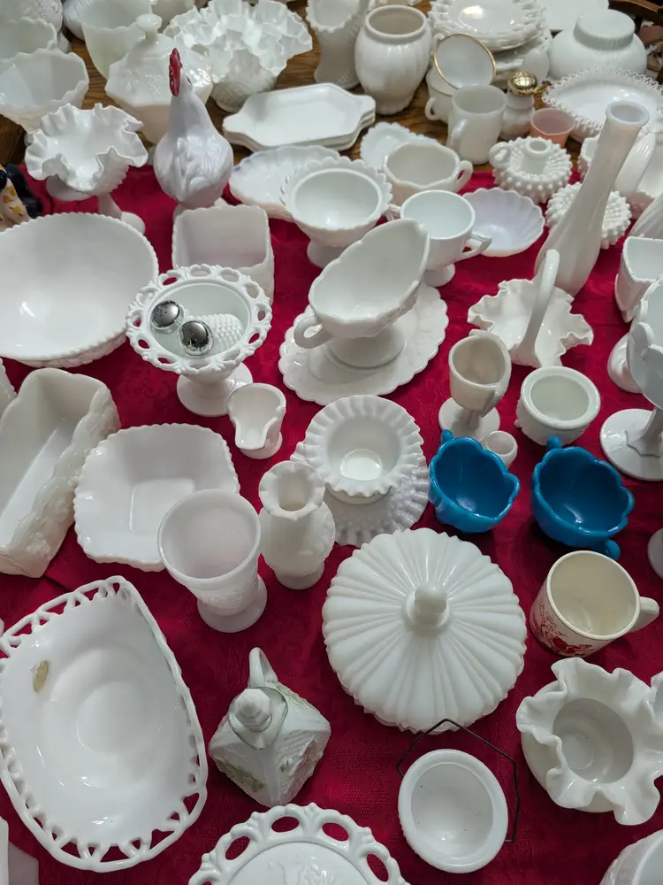 Milk Glass Monday!! 11/10 mid-day 