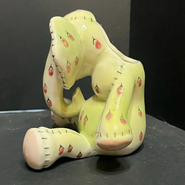 Elephant Vintage Planter Green ~5.5” x 5.5” x 4.25”
