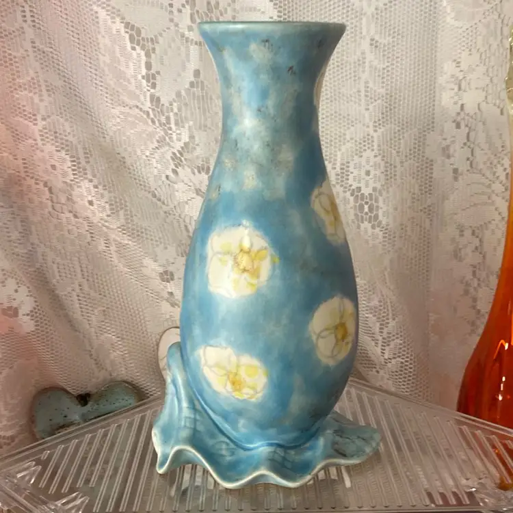 Beswick Art Deco, Cerluean and Daisy Floral Vase, 1920s-30s, Rare