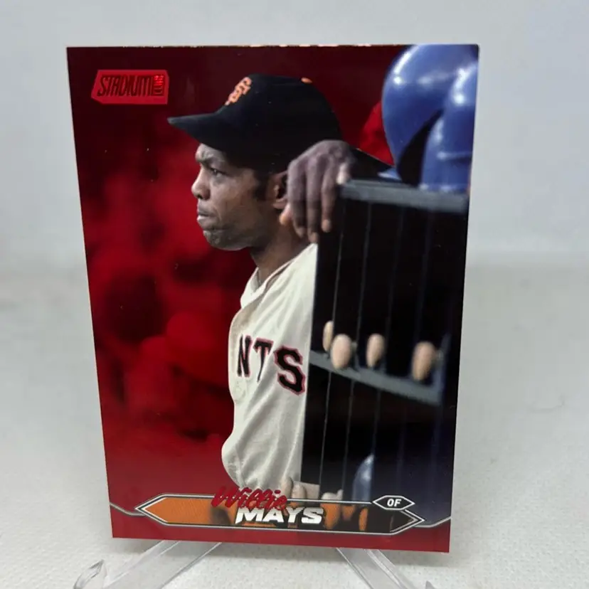 2024 Topps Stadium Club - Willie Mays #248 Red Foil Parallel San Fransisco Giants