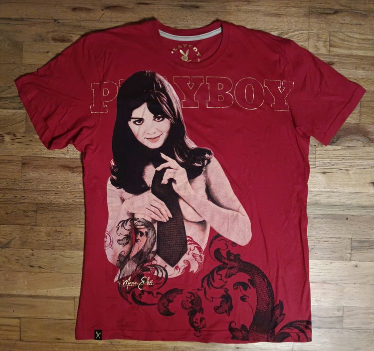 Marc Ecko Times Square Playboy Centerfold t-shirt NEW nwot pin-up girl