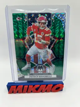 Patrick Mahomes II 2022 Mosaic Green Prizm National Pride Chiefs