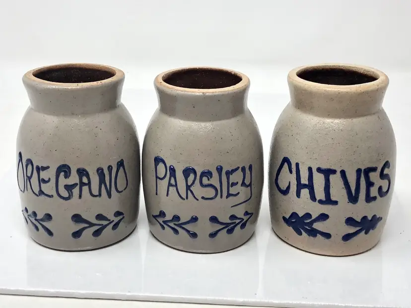 Beaumont Brothers Pottery Herb Pots Set of 3 Oregano Parsley and Chives