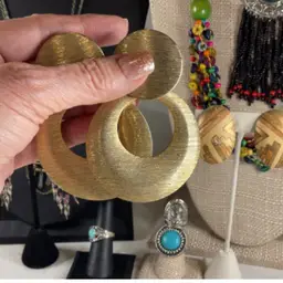 #19 - "What's in That BOX?!?" Vintage Jewelry 2-3-26